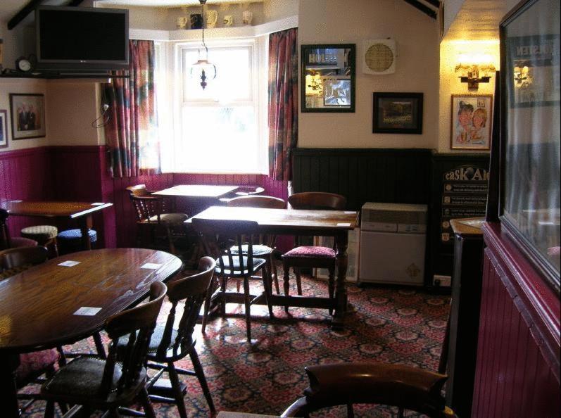 The Emmbrook Inn Hotel Wokingham Dış mekan fotoğraf