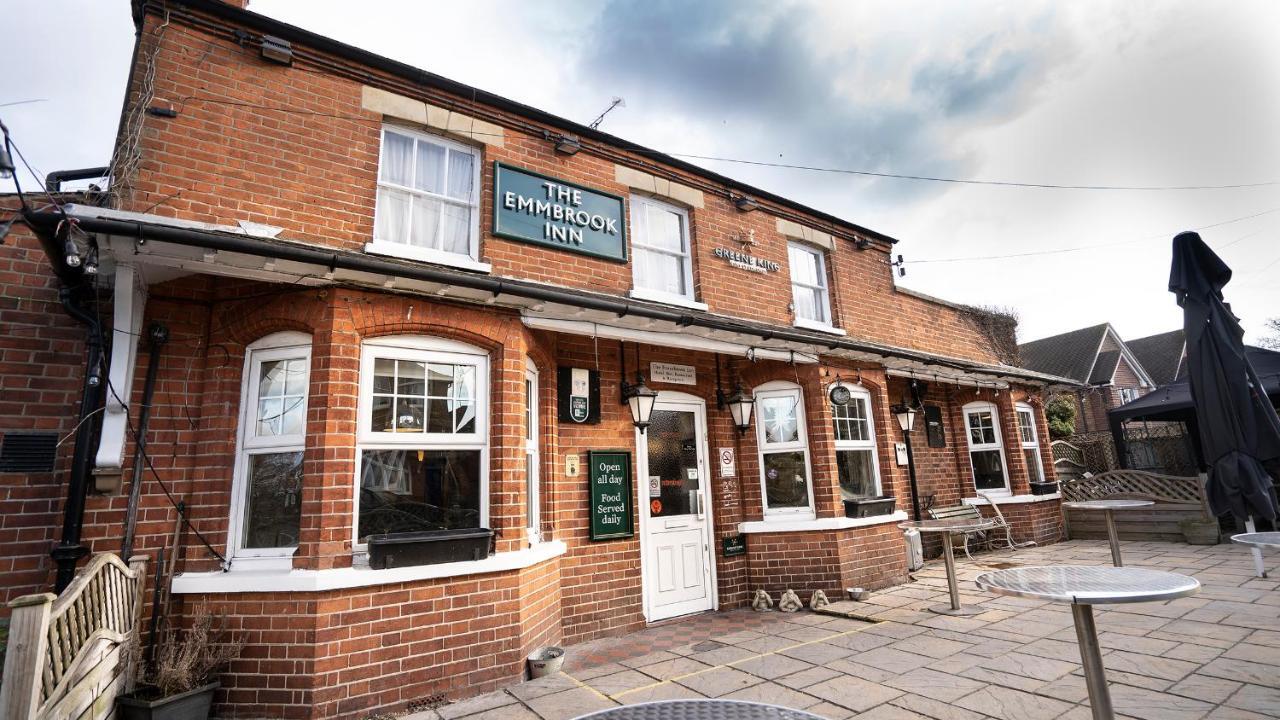 The Emmbrook Inn Hotel Wokingham Dış mekan fotoğraf